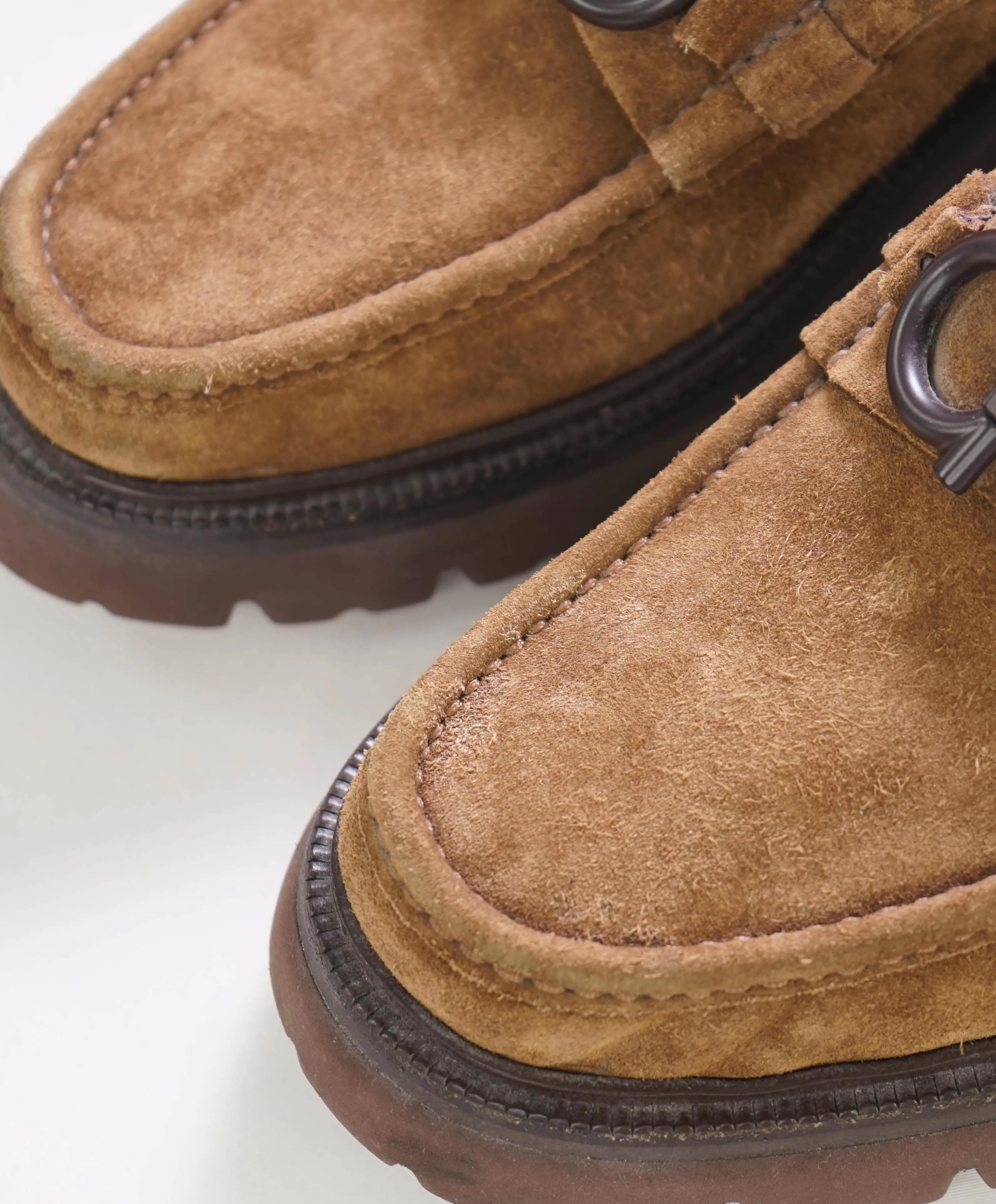 $930 SALVATORE FERRAGAMO - *BLEEKER* Brown Suede Lug Sole Loafer - 9 US