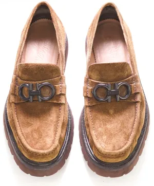 $930 SALVATORE FERRAGAMO - *BLEEKER* Brown Suede Lug Sole Loafer - 9 US