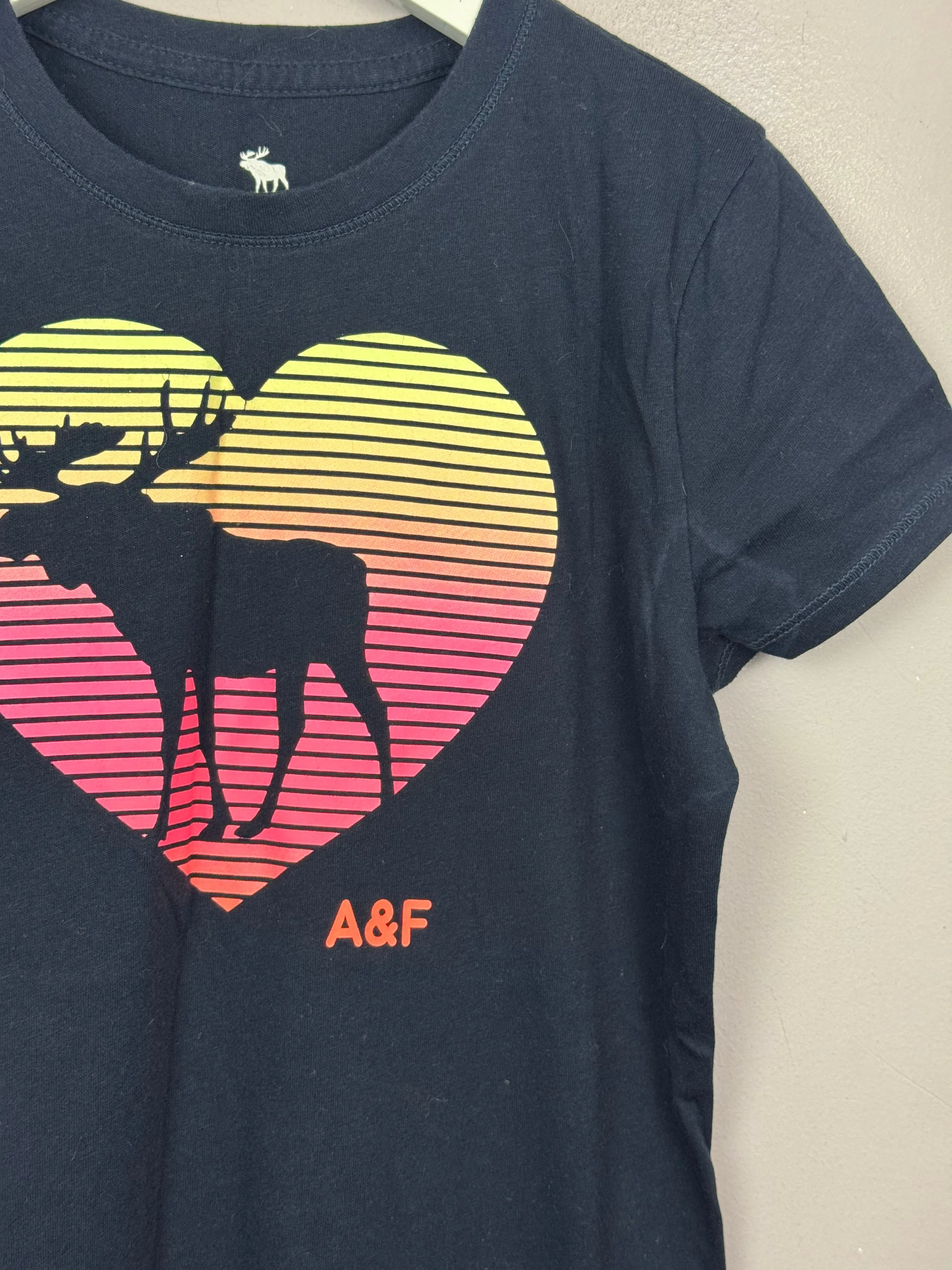 Abercrombie Navy Heart T-shirt 11-12y