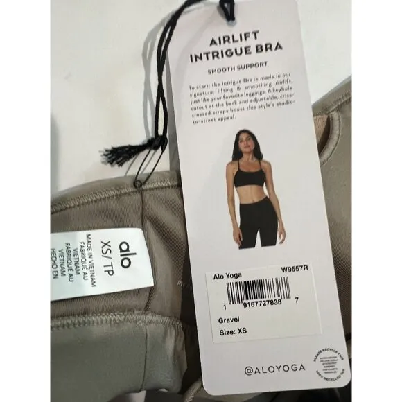 ALO Yoga Airlift Intrigue Bra in Gravel