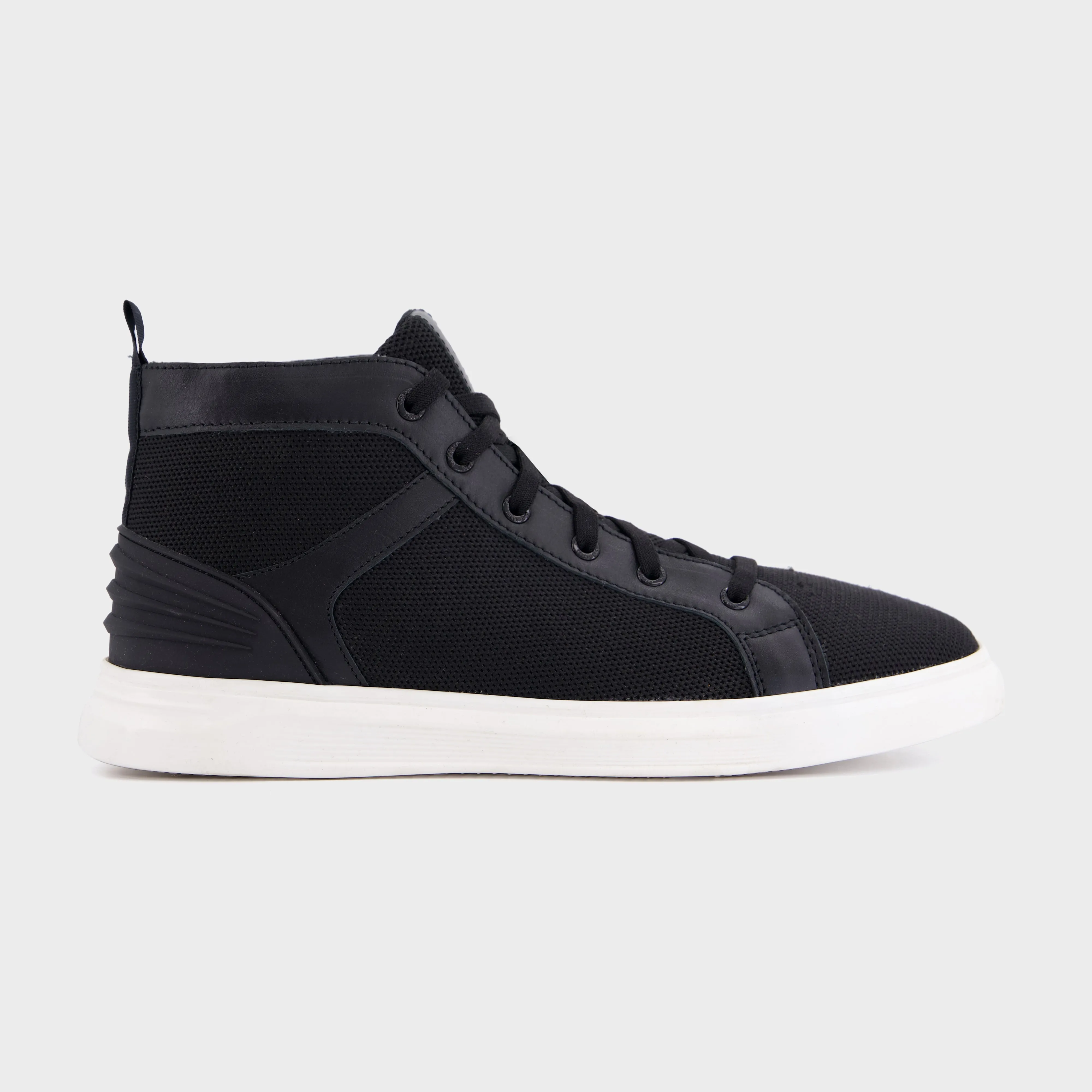 Black & White Amplitude HT Everyday Trainers
