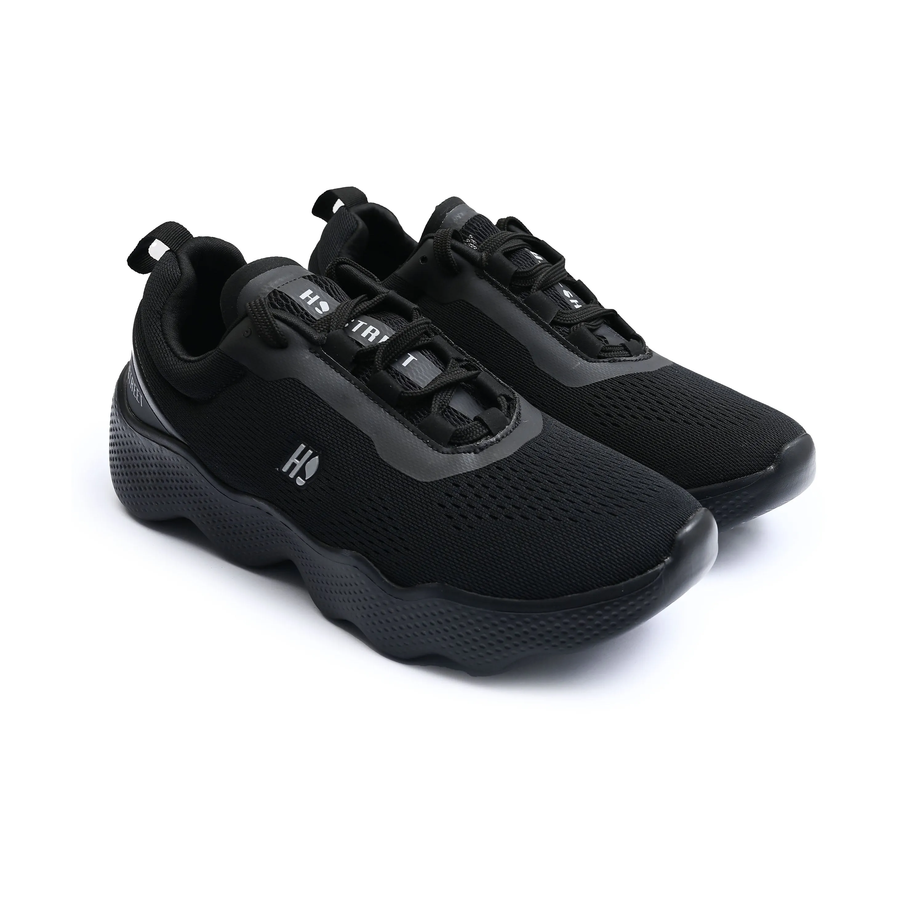 BLACK WAVY SOLE TRAINER