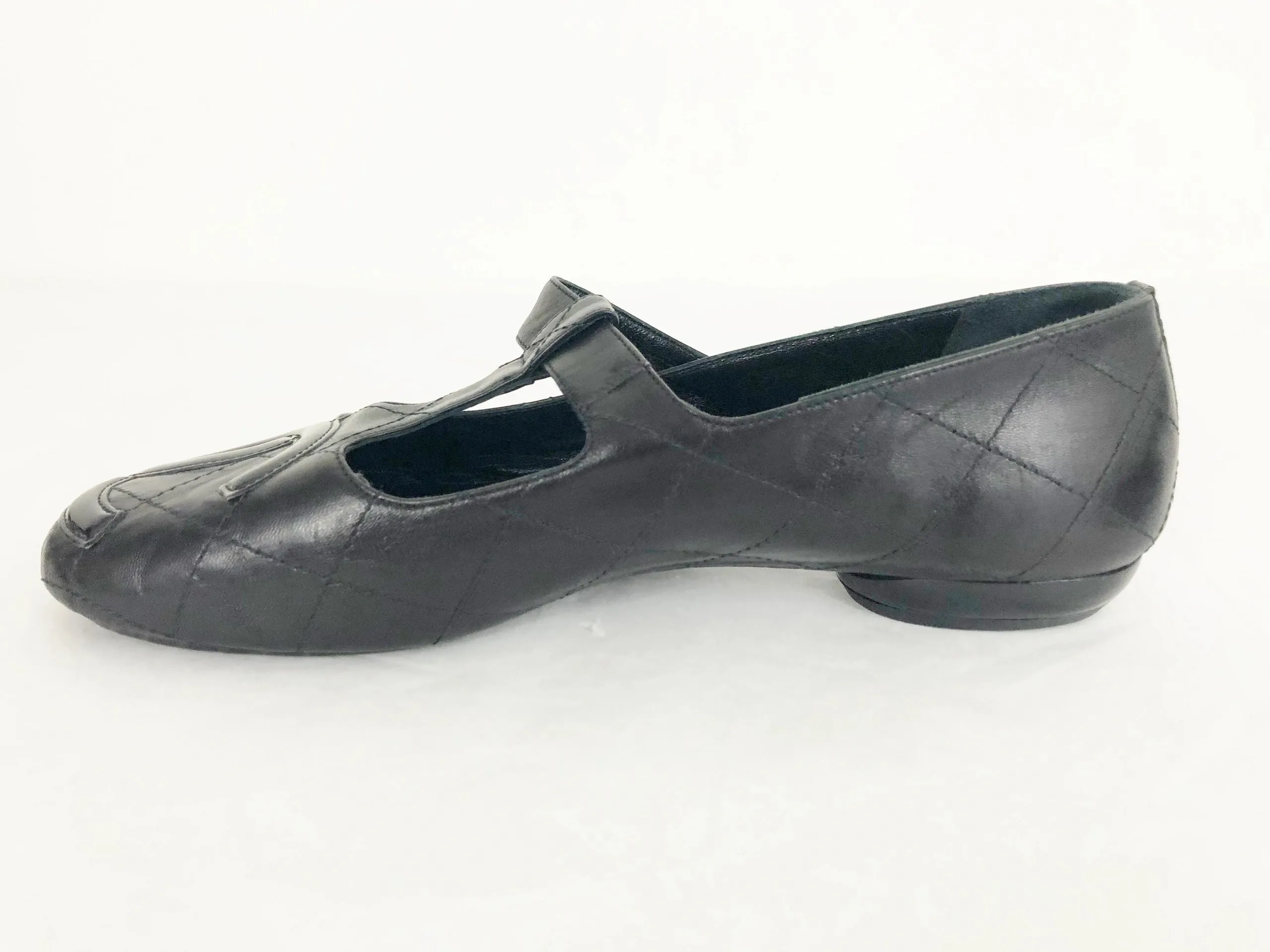 Chanel Ligne Cc Mary Jane Flats Size 38 It (8 Us)