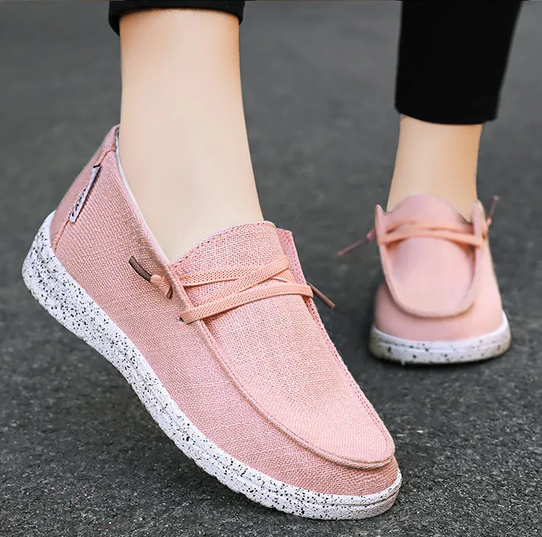 Classic Soft Lightweight Slip-Resistant Moccasins for Women’s Everyday Comfort