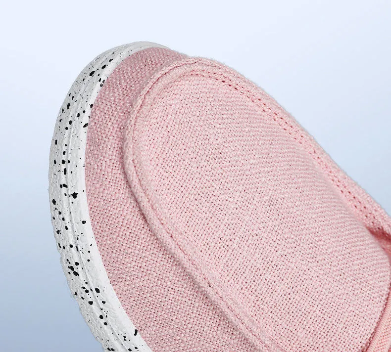 Classic Soft Lightweight Slip-Resistant Moccasins for Women’s Everyday Comfort