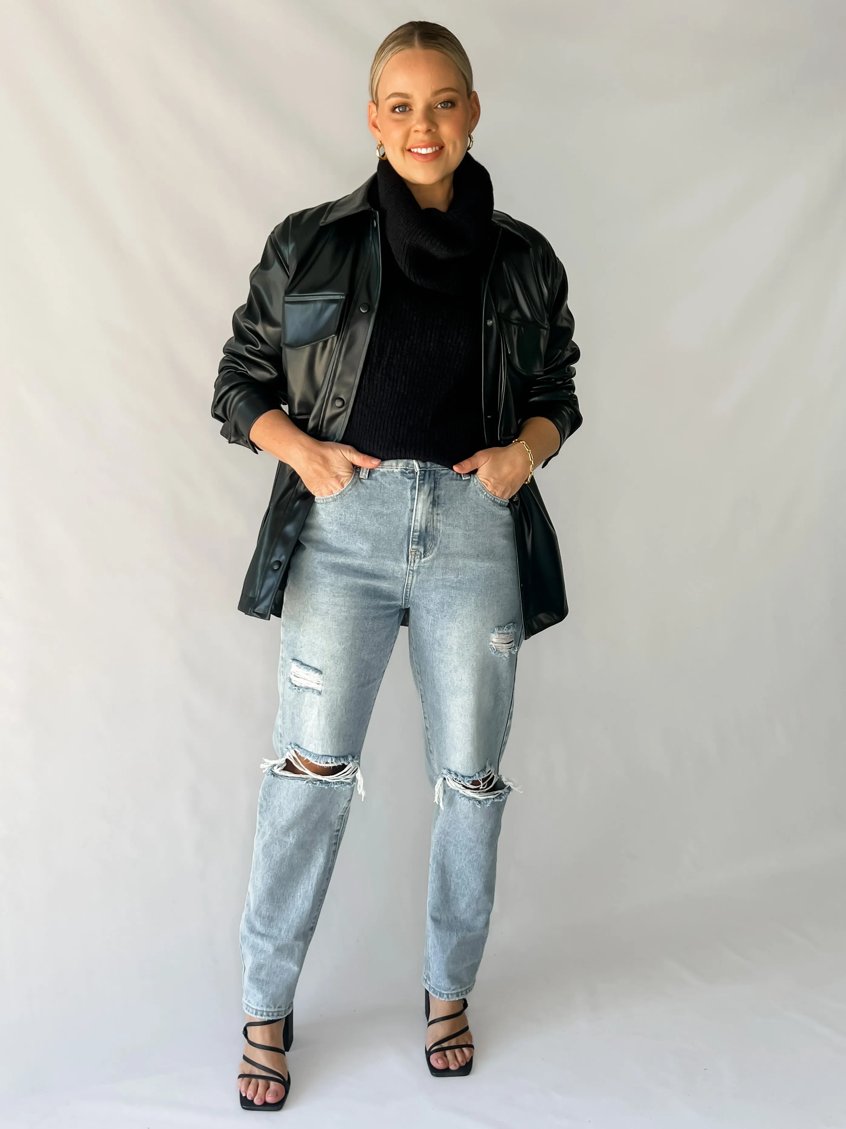 CLAUDI JEANS - DISTRESSED LIGHT BLUE