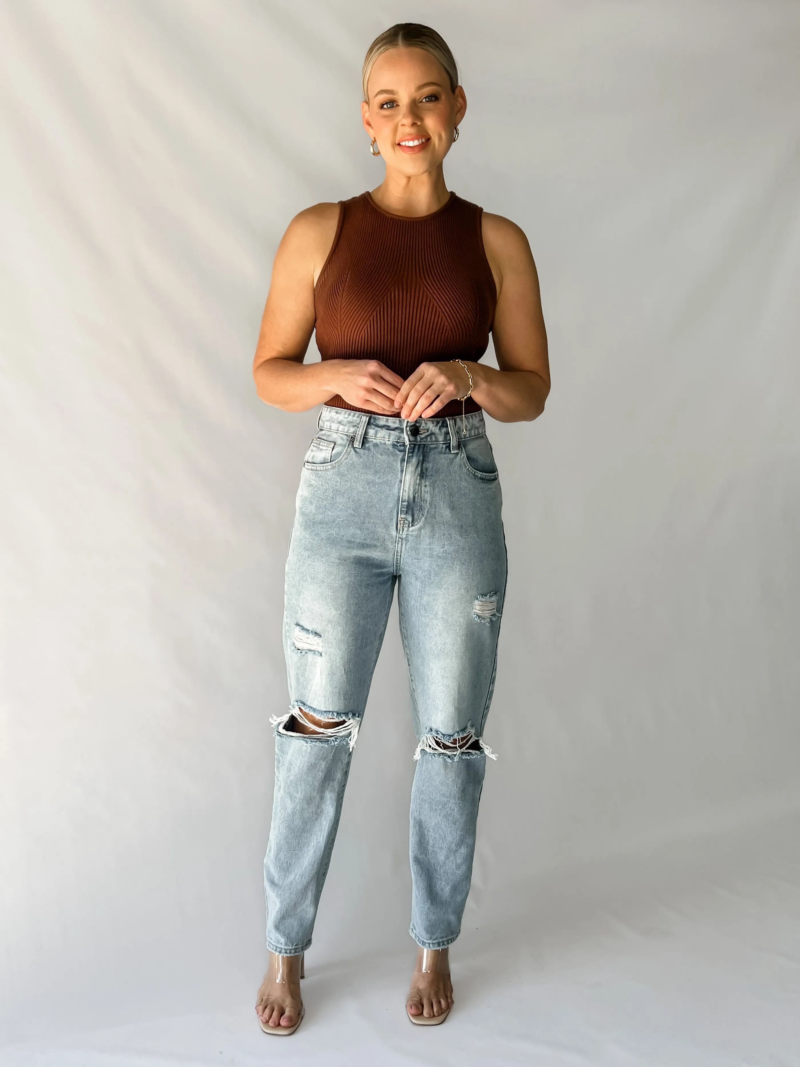 CLAUDI JEANS - DISTRESSED LIGHT BLUE