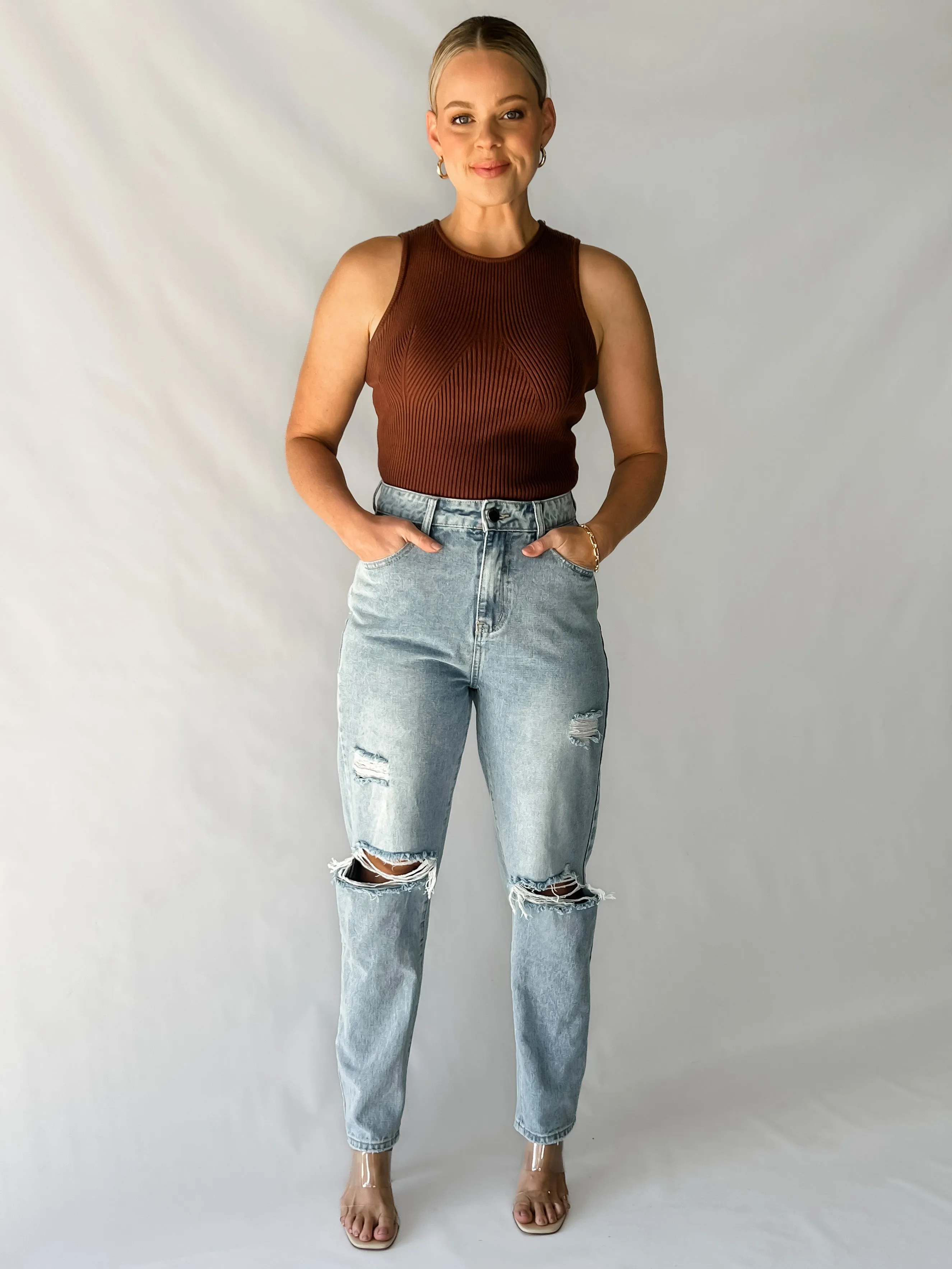 CLAUDI JEANS - DISTRESSED LIGHT BLUE