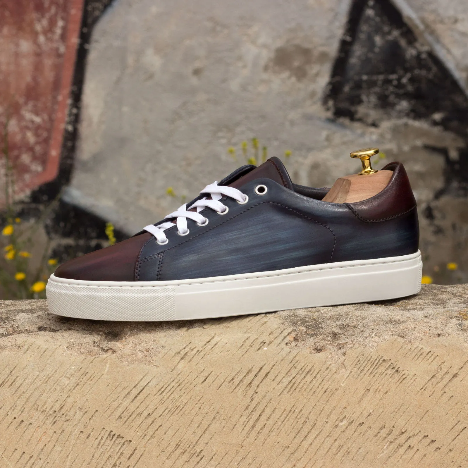 DapperFam Rivale in Navy / Dark Brown Men's Italian Leather Trainer
