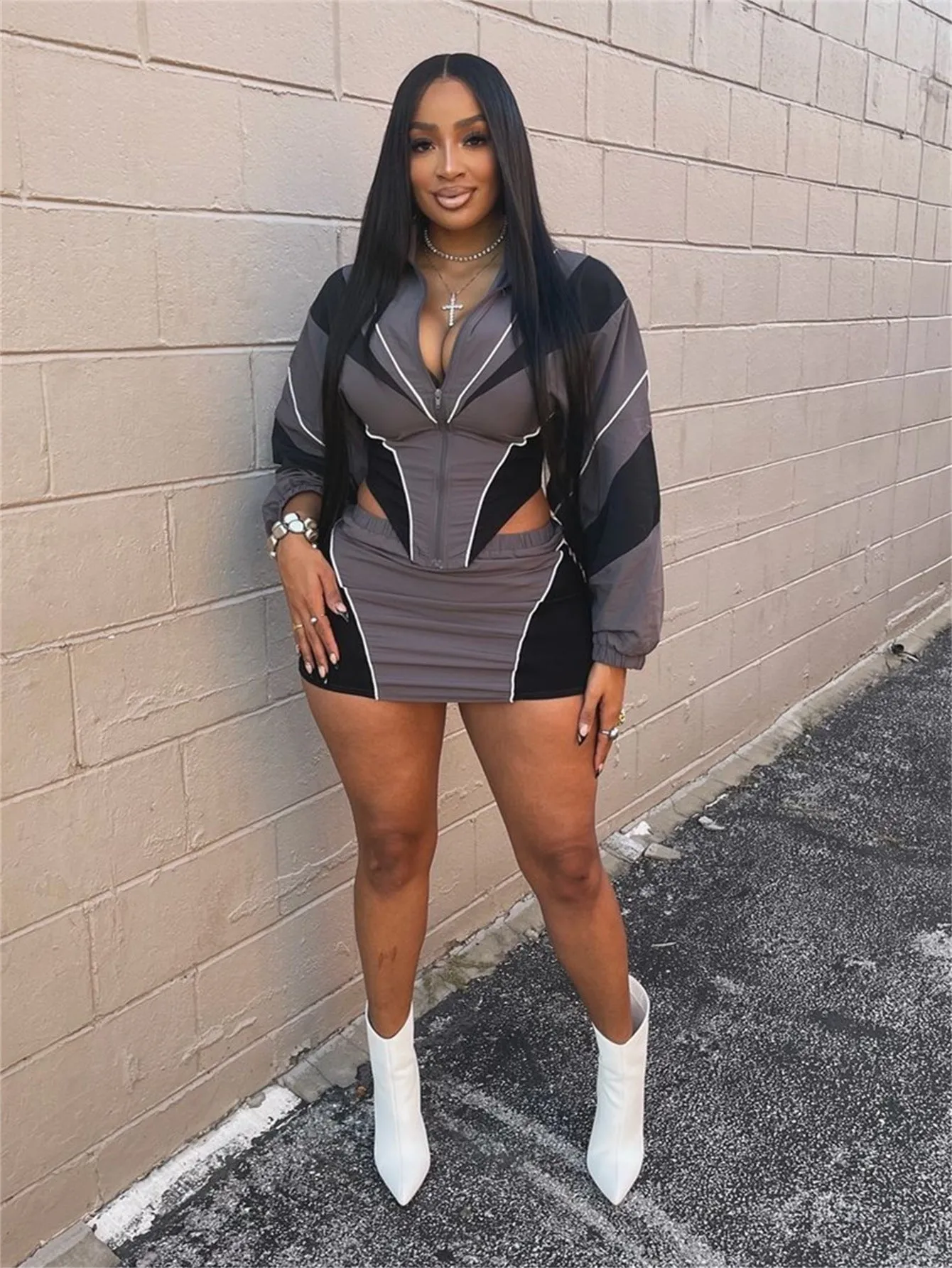 Edgy Sports-Inspired Contrast Two-Piece Skirt Set