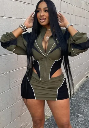Edgy Sports-Inspired Contrast Two-Piece Skirt Set