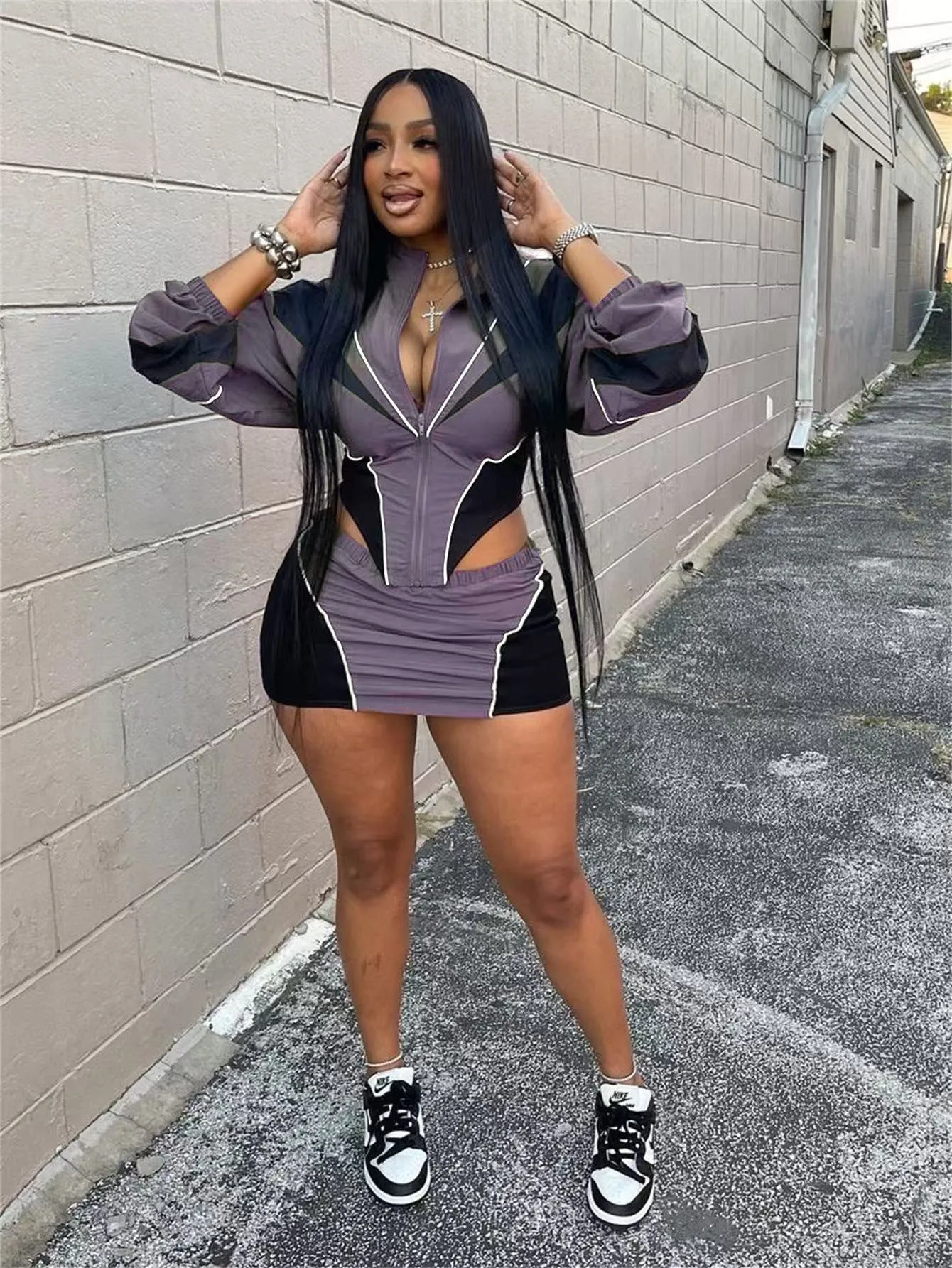 Edgy Sports-Inspired Contrast Two-Piece Skirt Set