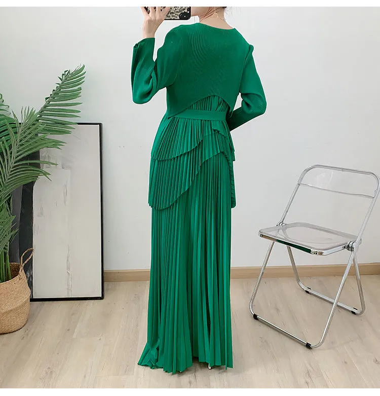 Elegant Long-Sleeve Pleated Maxi Dress with Waist Tie