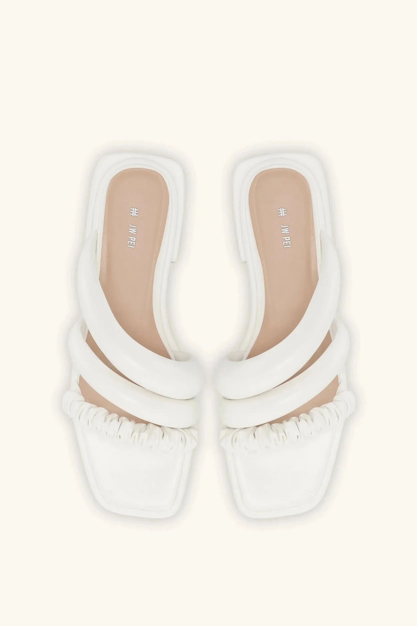 Evee Flats