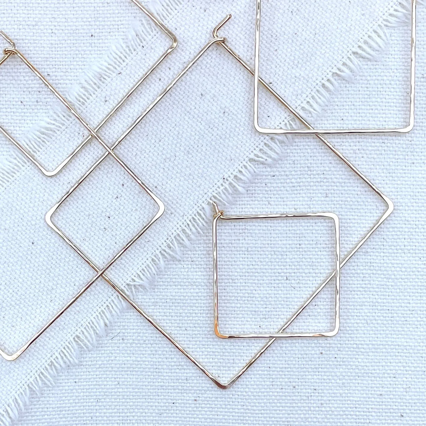 FACET Square Hoops
