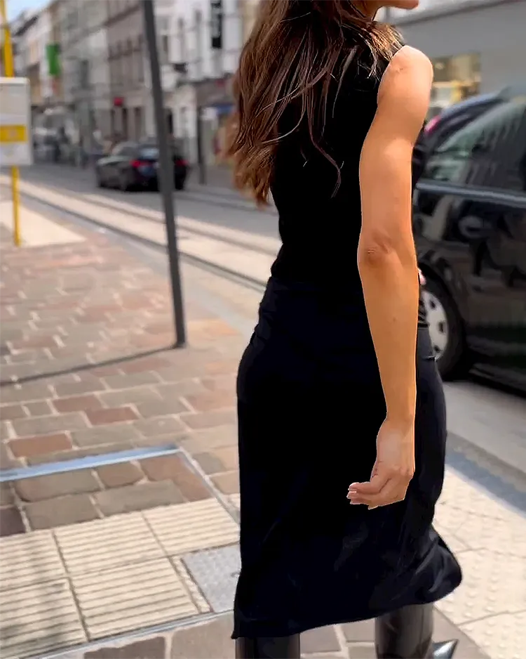 Geraldine - Sleeveless Maxi Dress