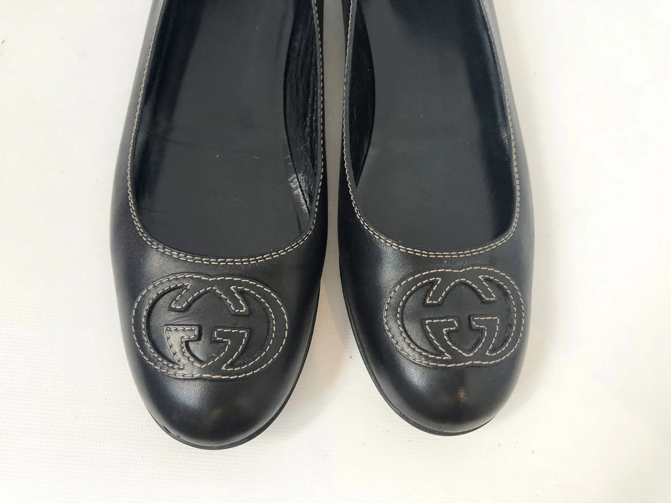Gucci Gg Leather Ballet Flat Size 39.5 It (9.5 Us)