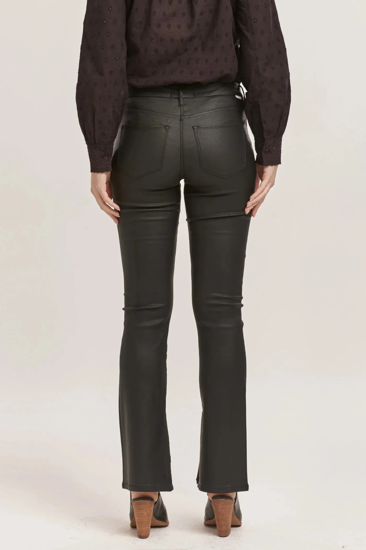 Jaxtyn Bootcut Fit Mid Rise