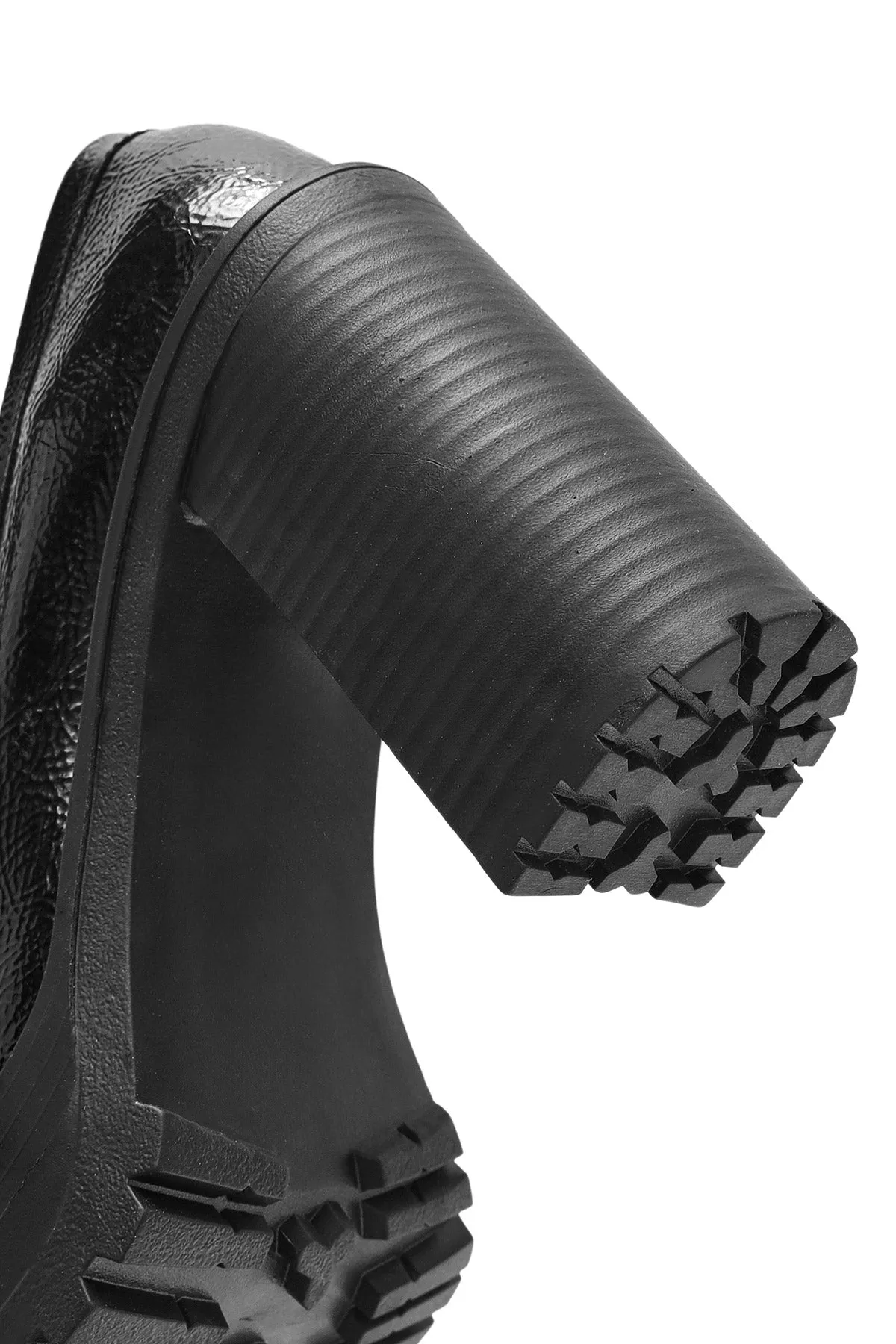 Kadın Siyah Kalın Topuklu Rugan Maskülen Loafer
