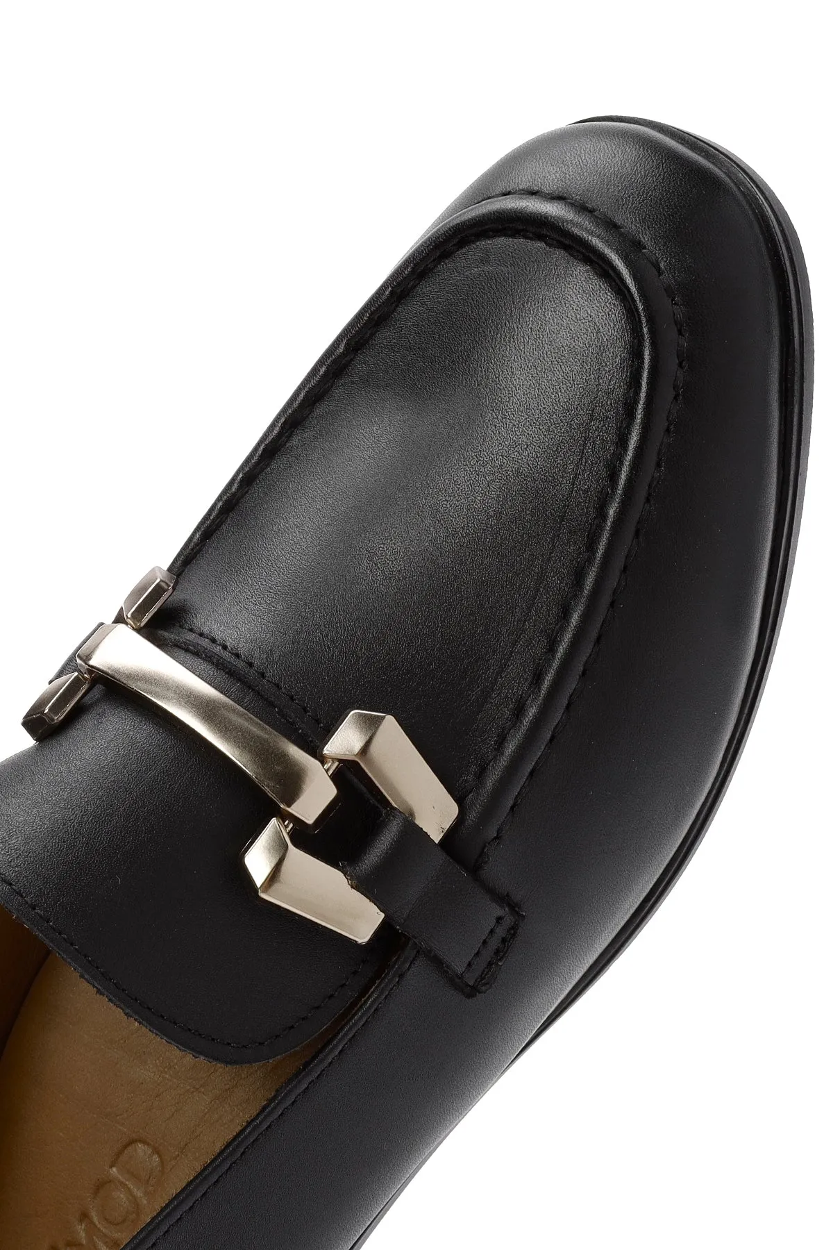 Kadın Siyah Toka Detaylı Deri Maskülen Loafer