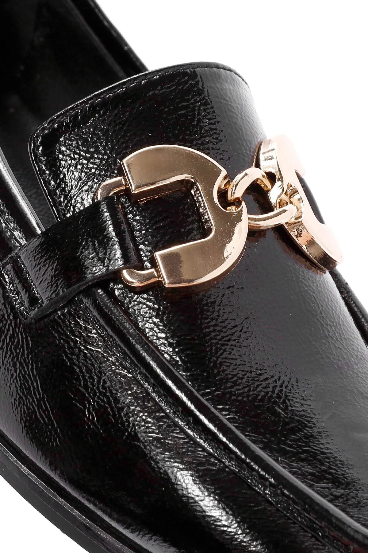 Kadın Siyah Toka Detaylı Deri Maskülen Loafer
