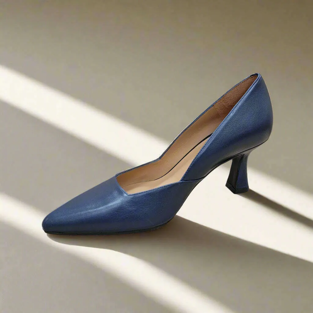 LODI - Genius in  Navy & Black Leather