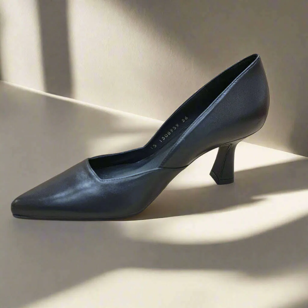 LODI - Genius in  Navy & Black Leather