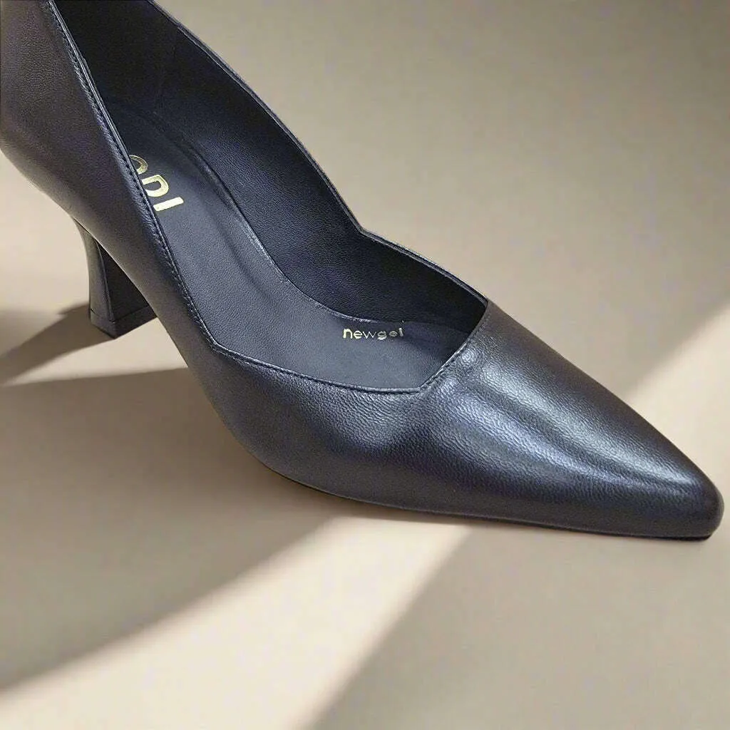LODI - Genius in  Navy & Black Leather