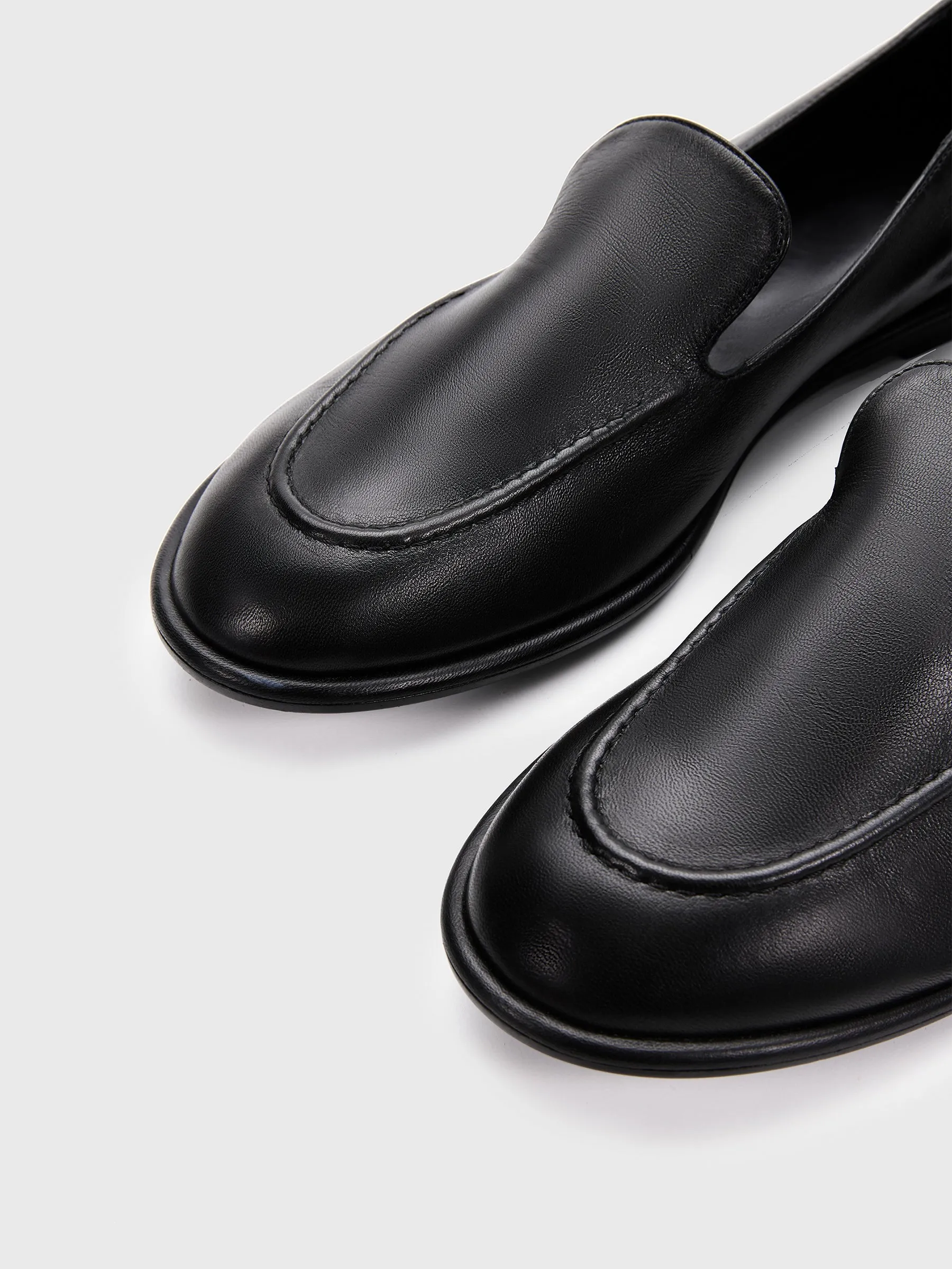Minimal Loafer