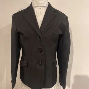 New girls Dublin Hunt Coat 8