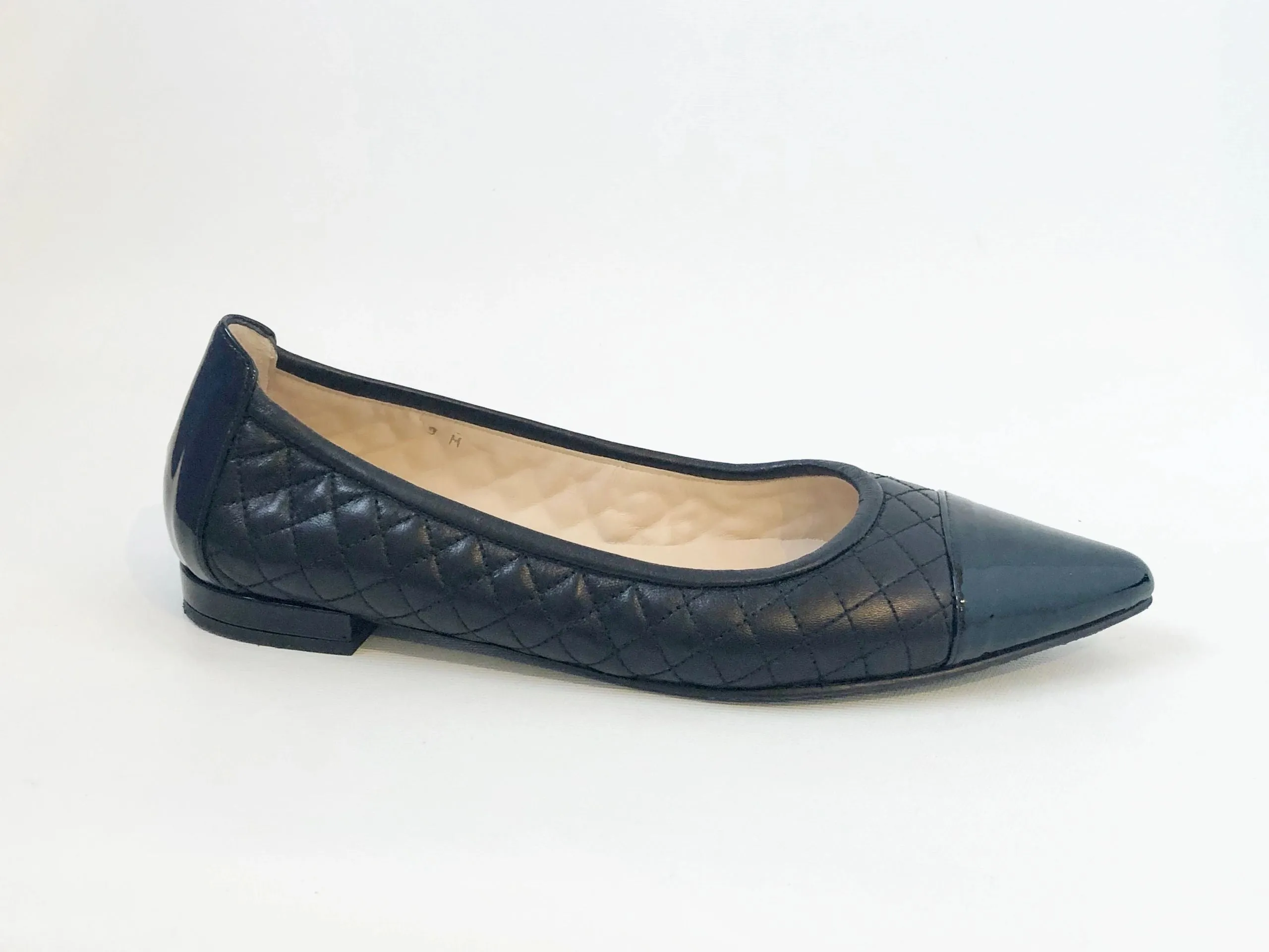 NEW Jon Josef Quilted Ballet Flats Size 9