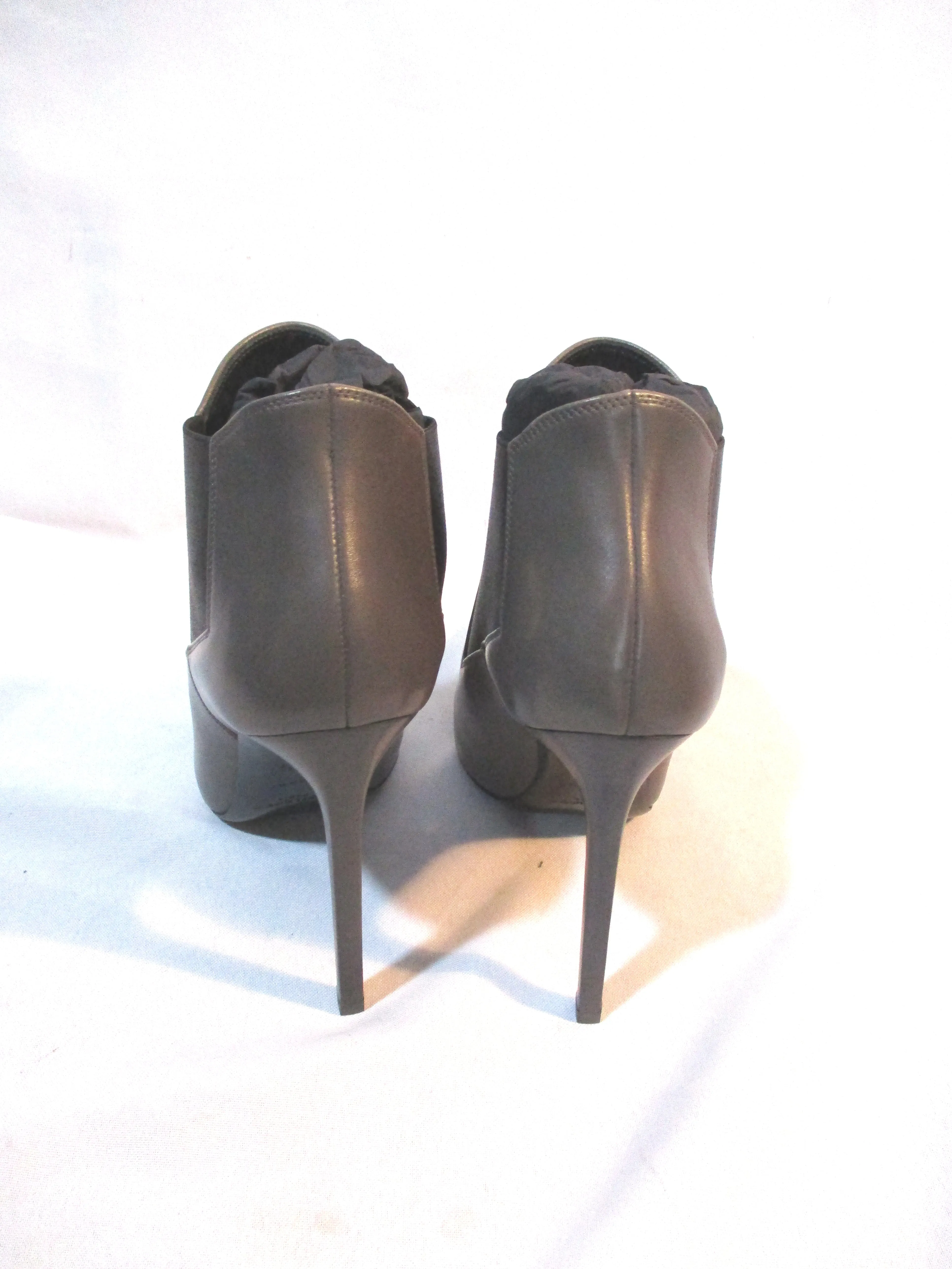 NEW NIB SAINT LAURENT PARIS Stiletto Heel BOOT Bootie 36.5 GREY EARTH