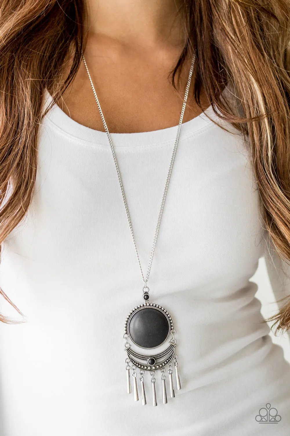 Paparazzi - Rural Rustler - Black Necklace