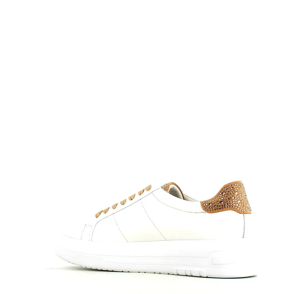 Regarde Le Ciel Regina Trainer White Leather