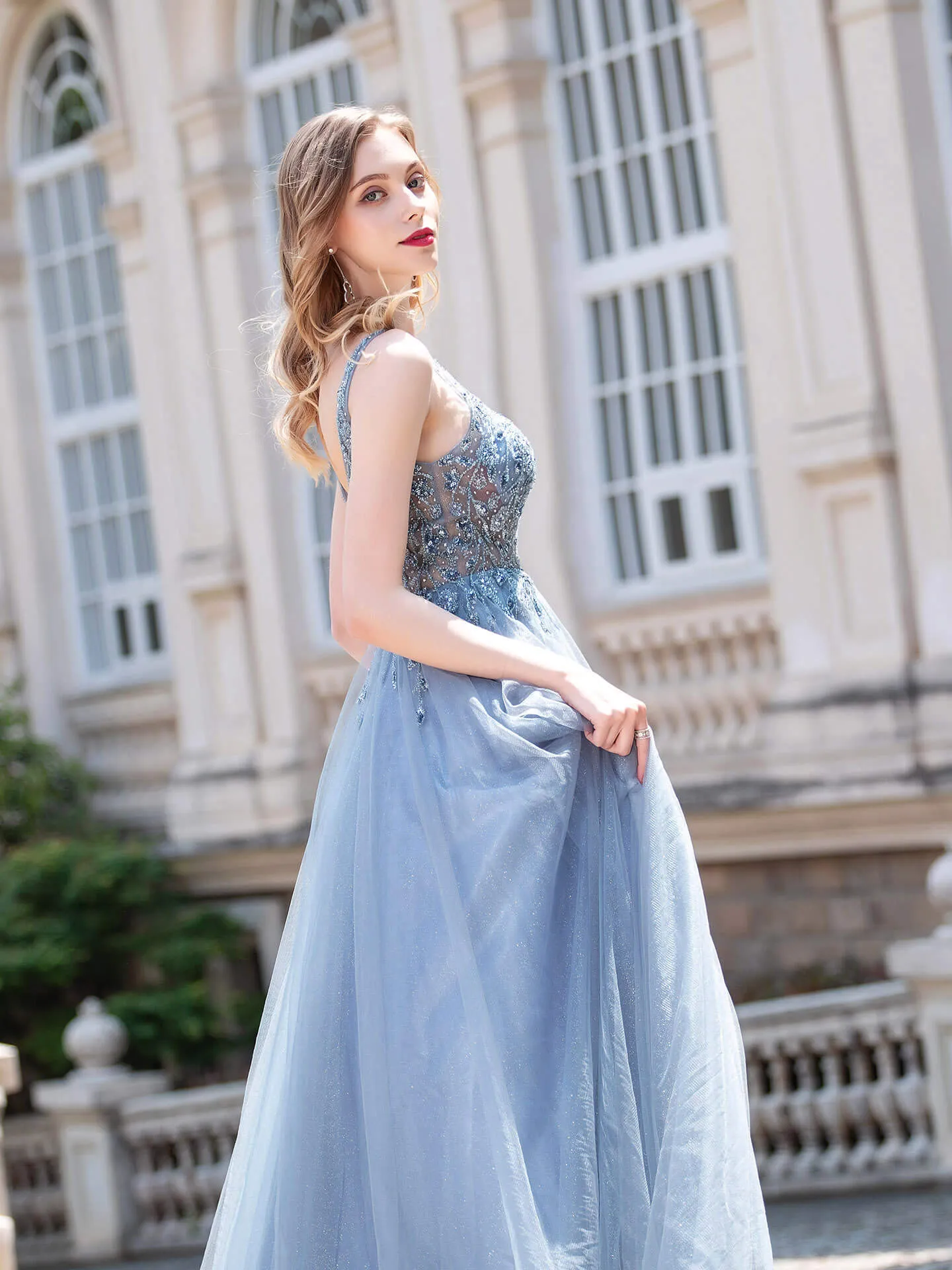 Roycebridal A-line Tulle V-neck Luxurious Sexy Formal Evening Dresses Sleeveless Floor Length