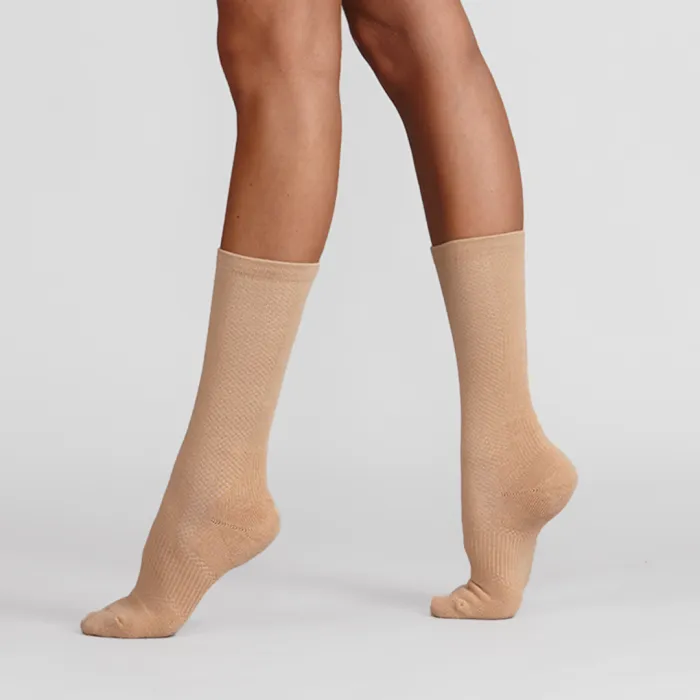 Silky Dance Grippy Turning Socks - Nude