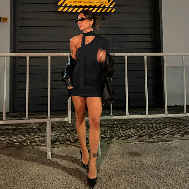 Sophisticated Slash Shoulder Long-Sleeve Bodycon Dress for Modern Elegance