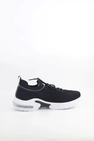 Trainer