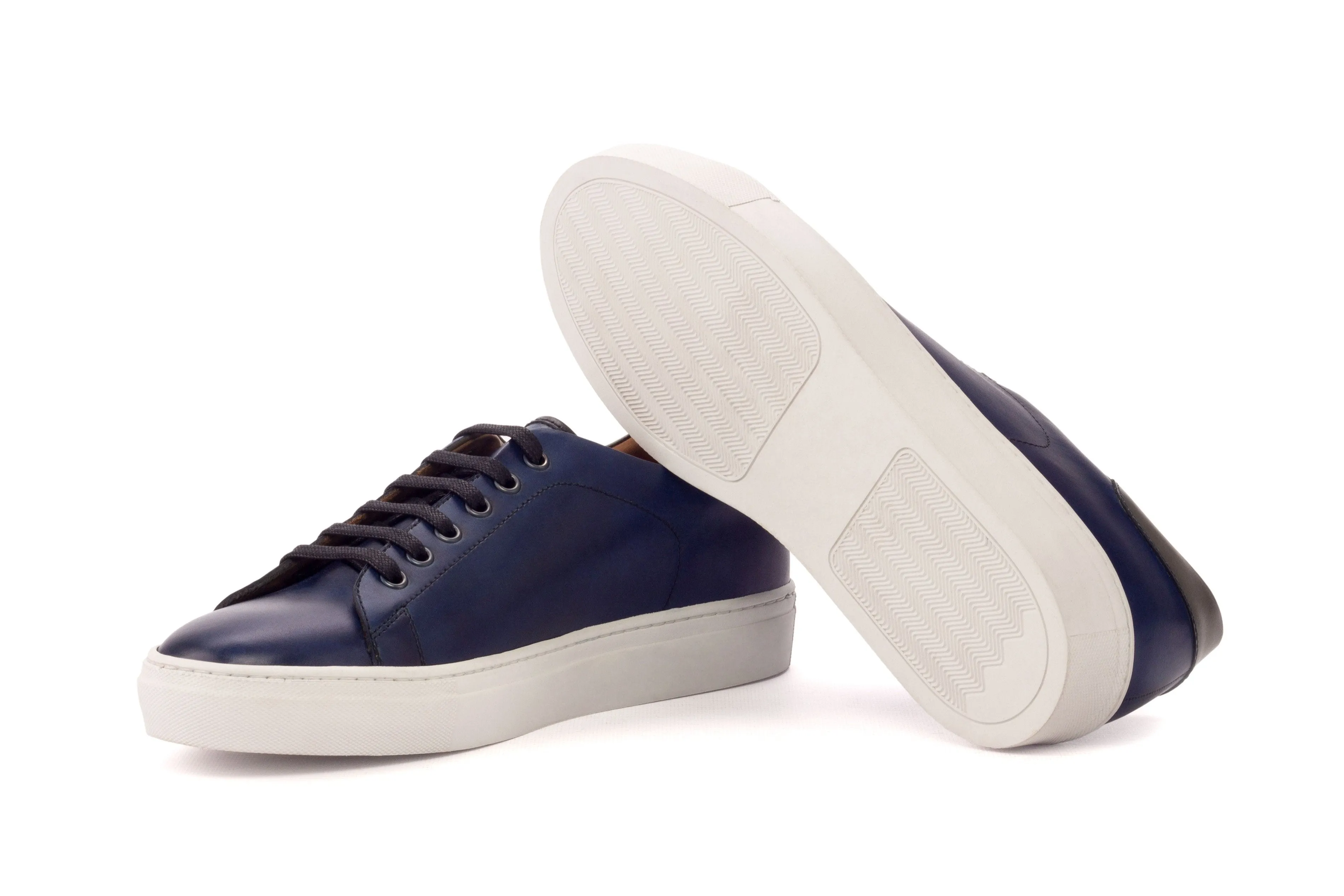 Trainers VI