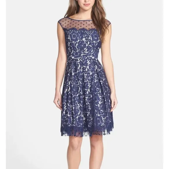 Wedding Cocktail dress Eliza J. Navy Lace illusion neckline women's size 2
