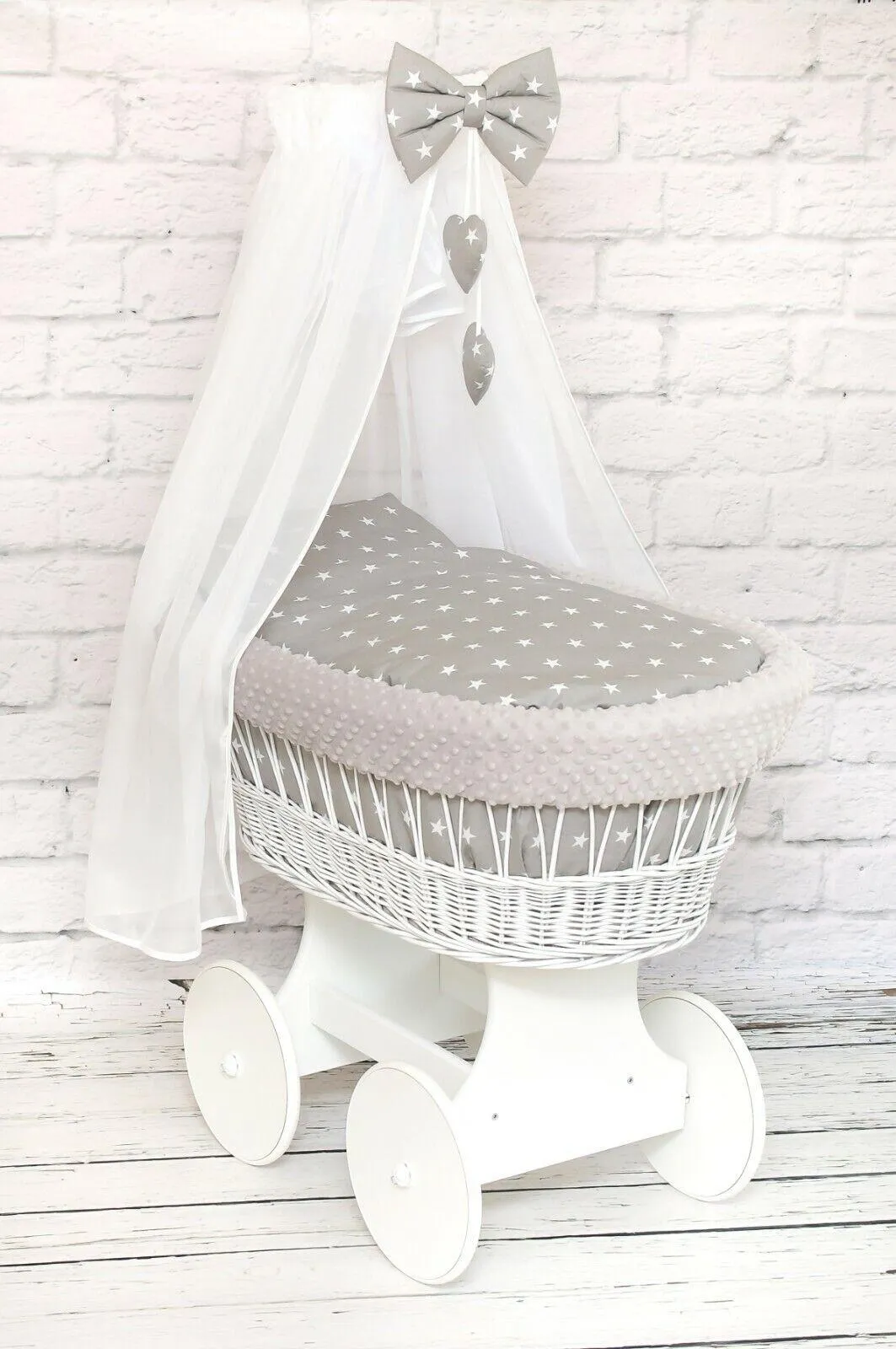 White Wicker Moses Basket with Wheels Baby full Bedding Set Small stars on Grey dimple