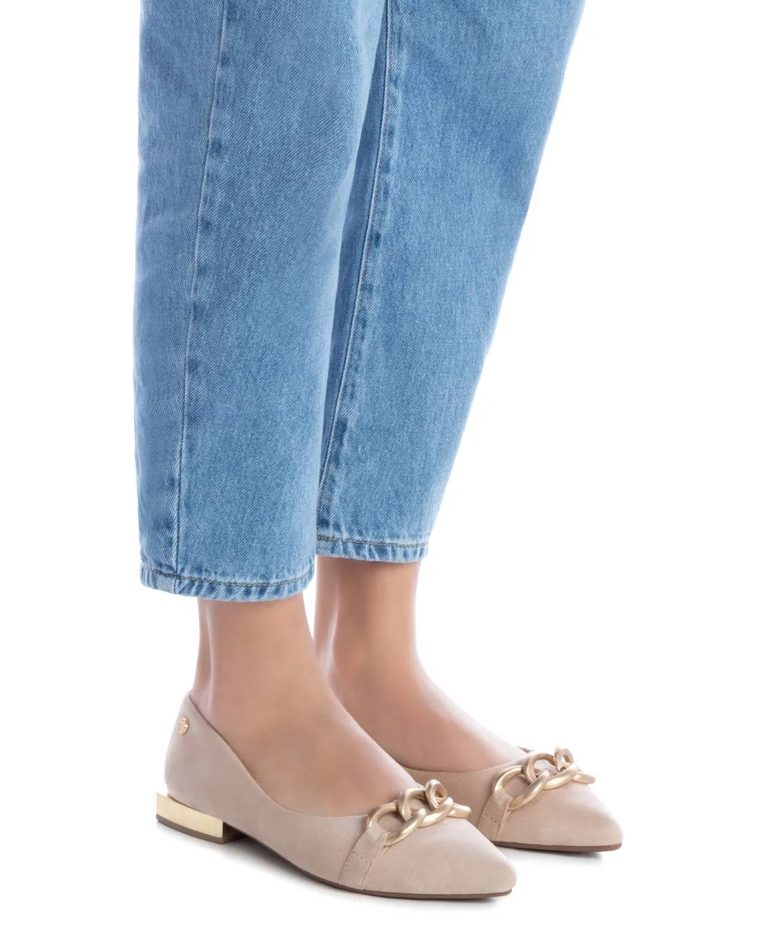 Women's Suede Ballet Flats By XTI 142000